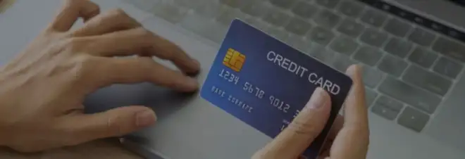 これは怖い…クレジットカードの使用で数十万のトラブルに？新成人が気をつけるべきこととは