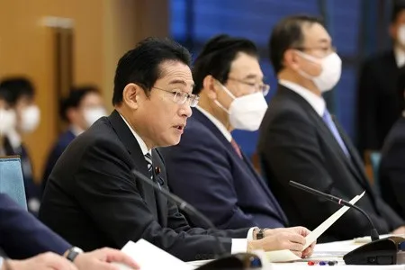 犯罪対策閣僚会議で会議のまとめを行う岸田総理